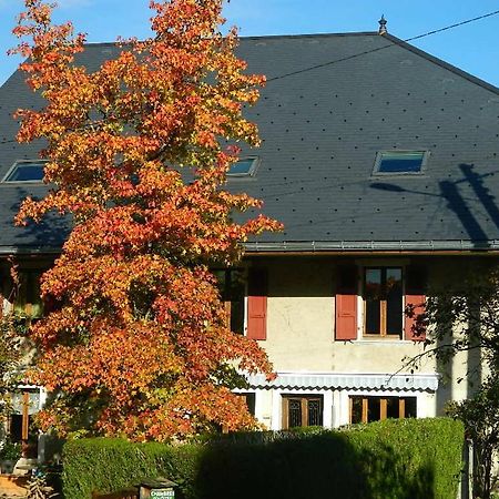 Maison De Marie Doussard Exterior foto